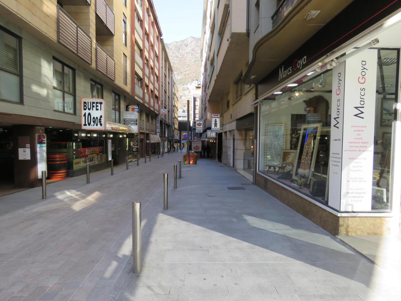 Suitedreams-Avet 21 Andorra la Vella Luaran gambar